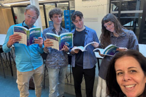 Das Team mit Peter Müllers WordPress-Buch